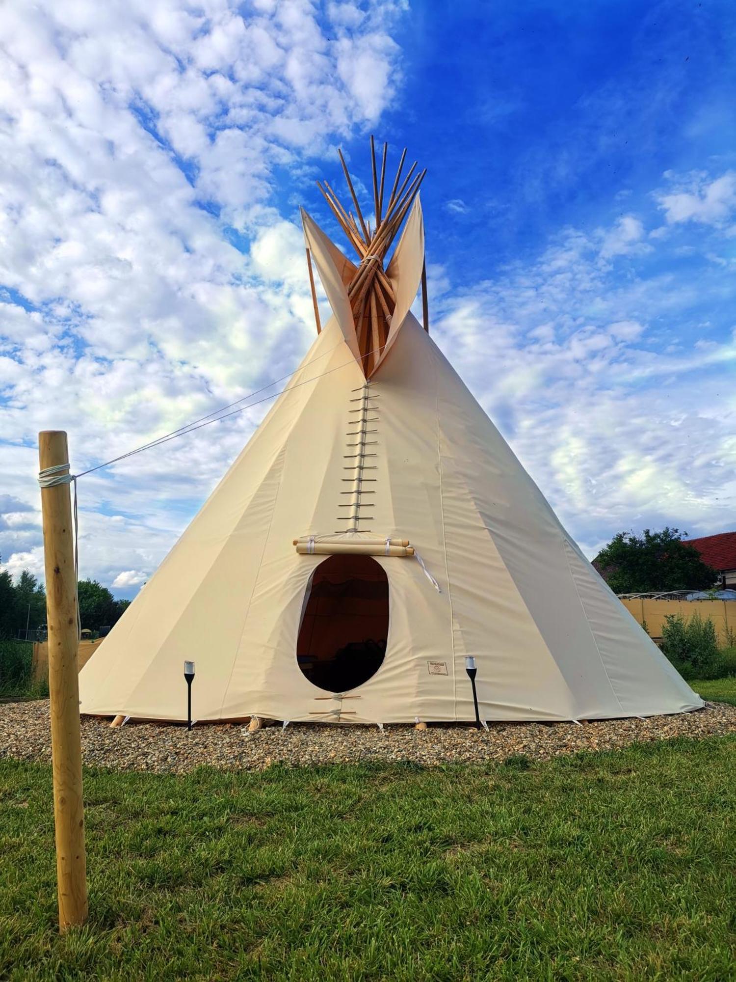 Teepee Camp Lounky Hotel Chodouny Exterior foto
